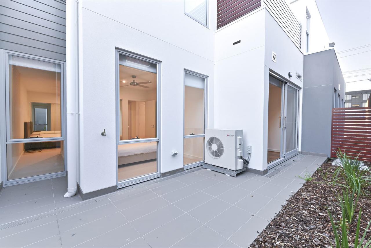 Domo Apartments-Luma Melbourne Luaran gambar